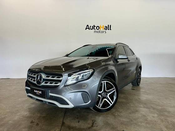 MERCEDES-BENZ GLA 200 1.6 CGI FLEX STYLE 7G-DCT